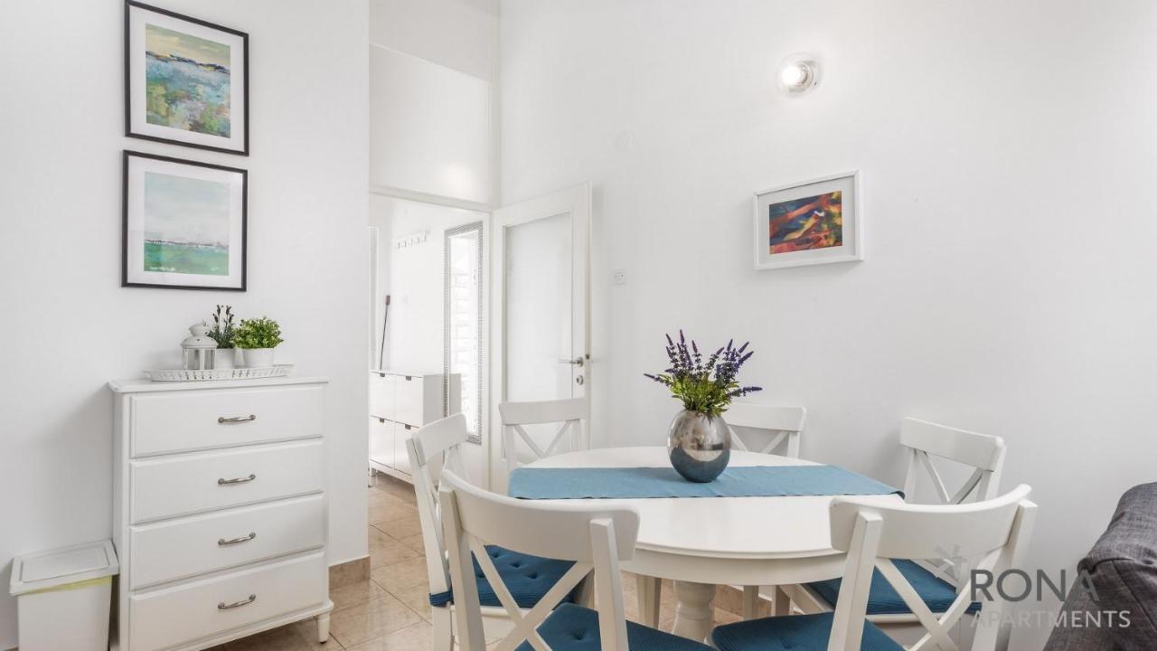 Rona Apartment Flower 1 And Flower 2 Novalja Exterior photo